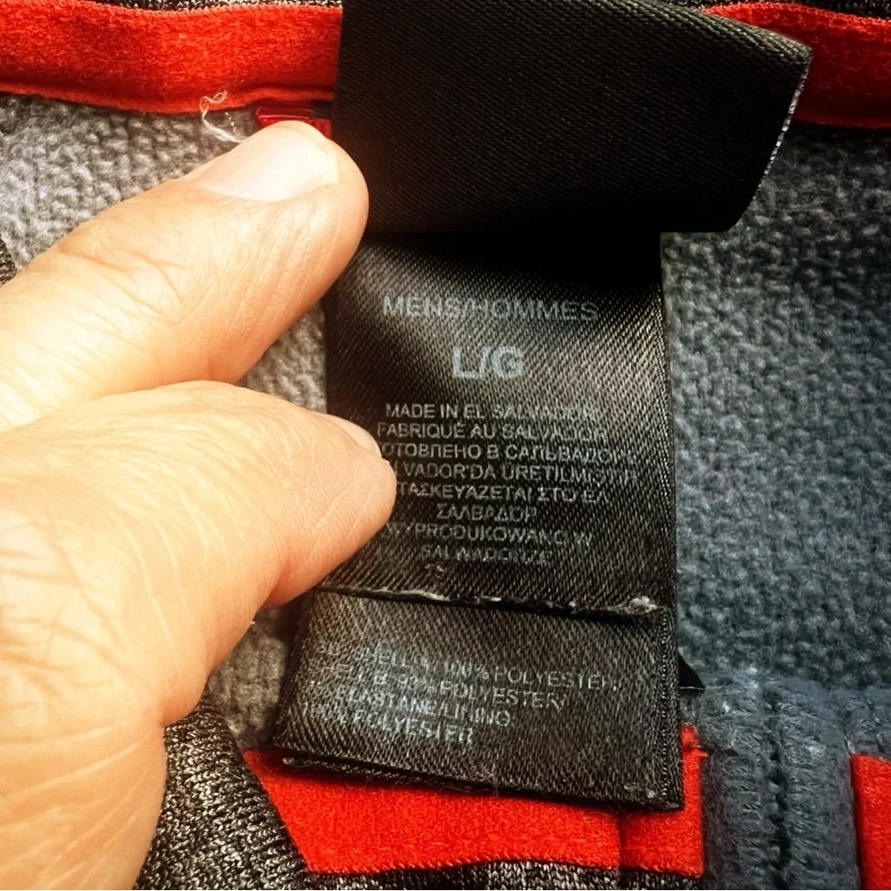 The North‎ Face Dark Grey Quarter Zip Pullover Size Large